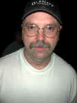 LarryFace.jpg (38160 bytes)